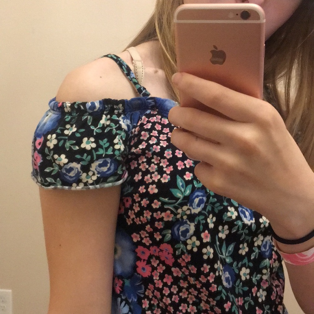 Shirt - Picture 2 of 4